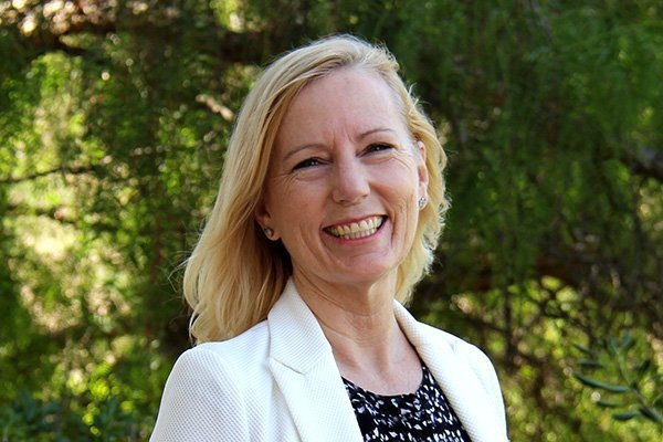 Yvonne Miller, LMFT