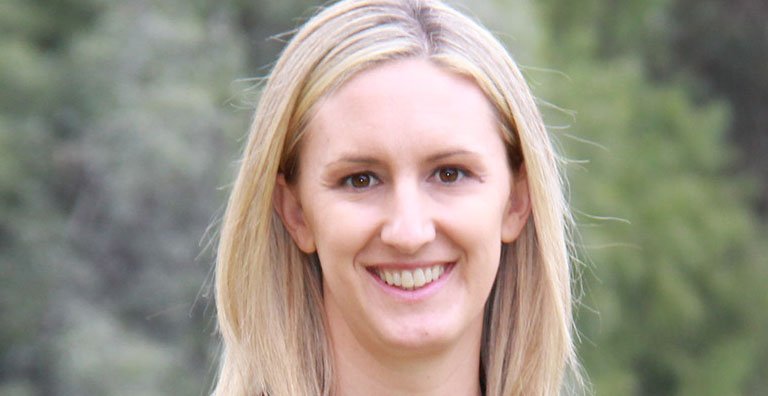 Julie Bellendir, NP